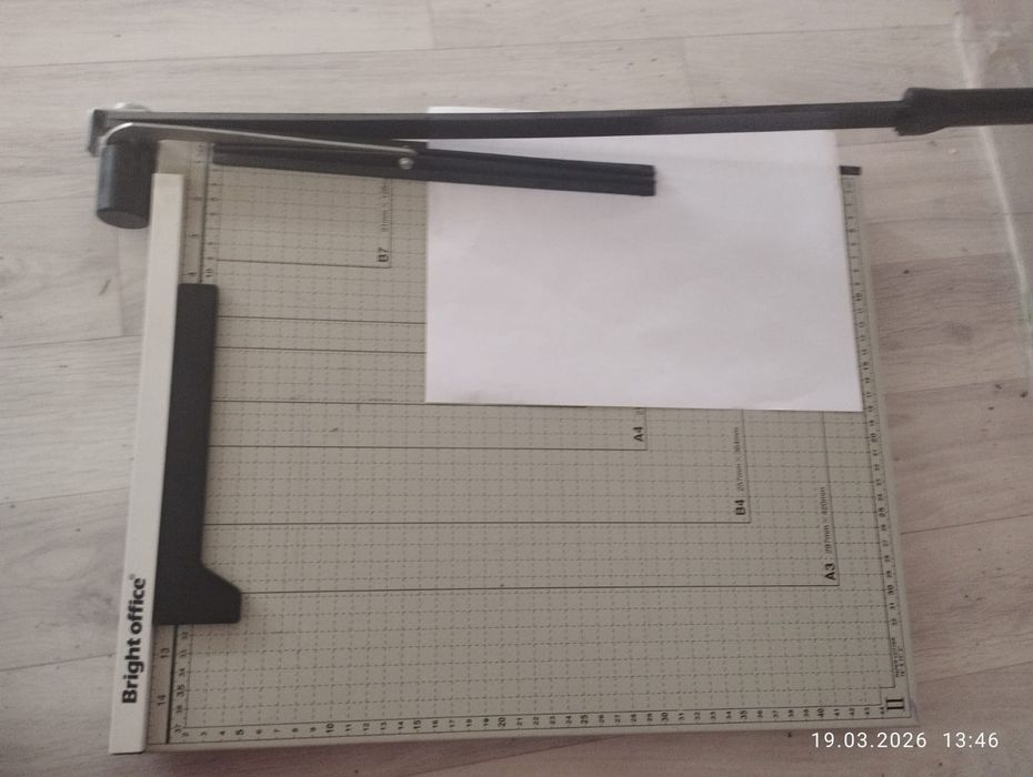 Резак для бумаги