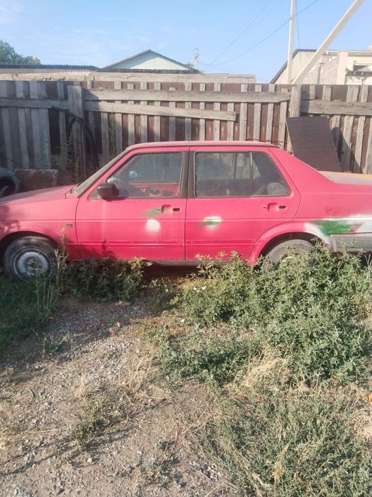На запчасти,  но на ходу