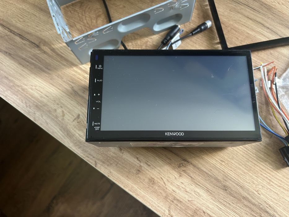 Kenwood DMX120BT медия
