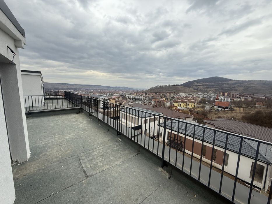 Duplex/casa de vanzare 200mp utili Floresti