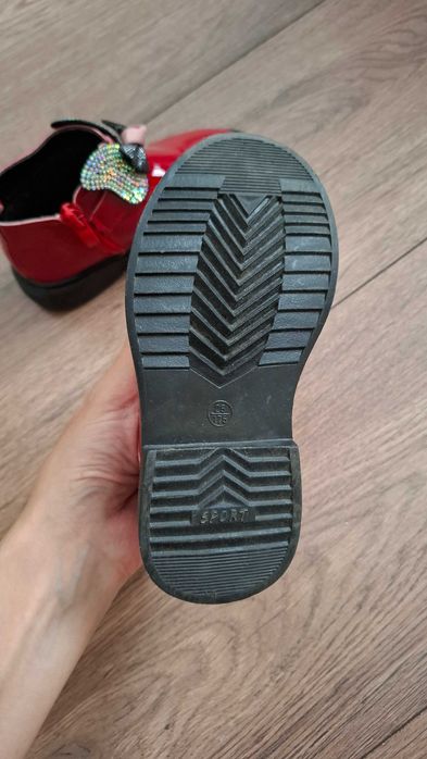 Ботинки  для девочки