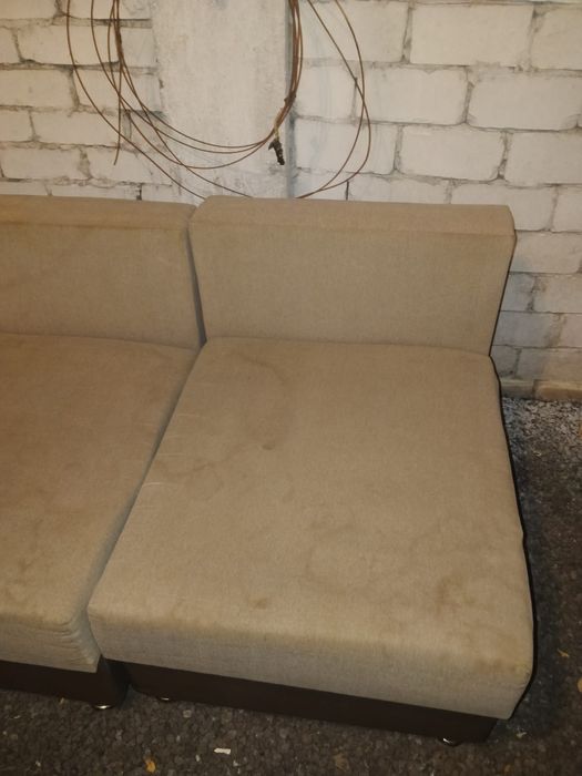 Диван ( под перетяжку )