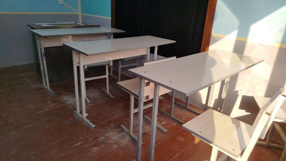 Parta stullar sotiladi