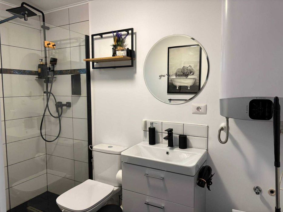 Teren superb cu bungalouri (casute) montane Satic