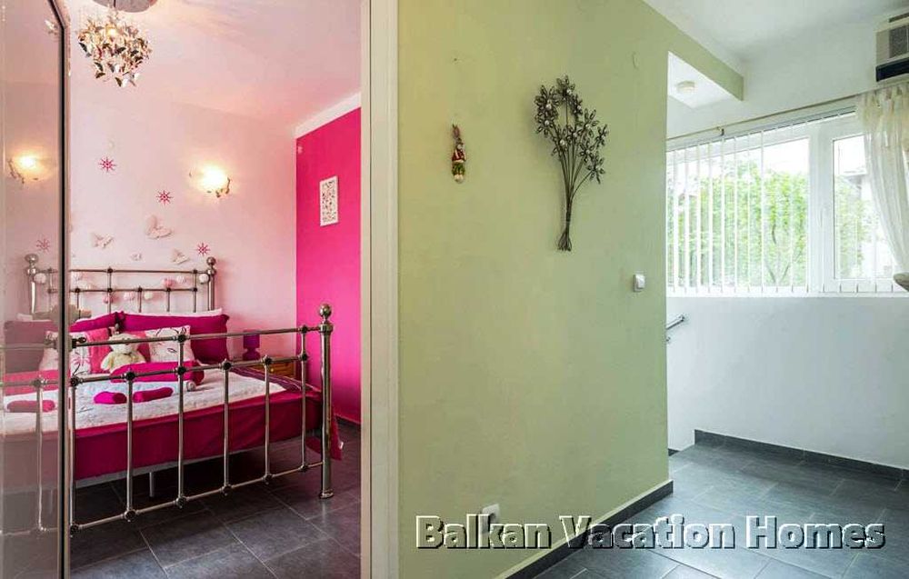 Продава се Къща в к.к. Албена - 185 кв.м за 1346 €/кв.м - Снимка #13