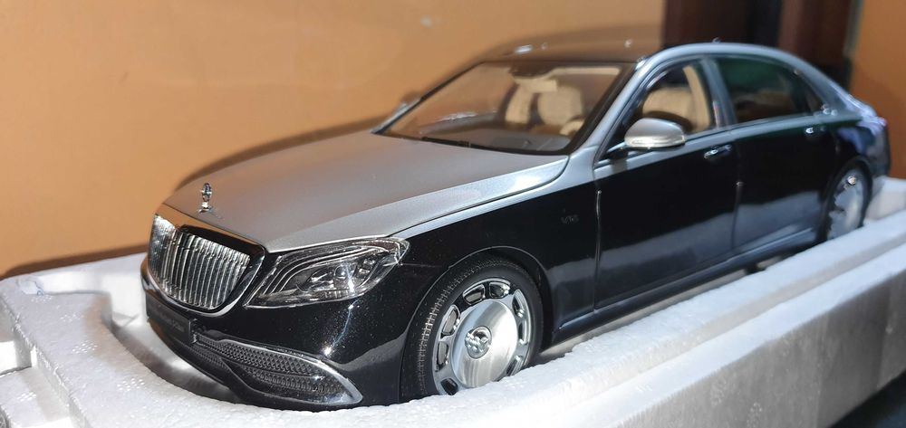 Machete AlmostReal 1:18 Mercedes-Maybach S-Class (1025 RON bucata)