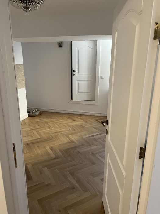 Apartament 4 camere de vanzare , ultracentral