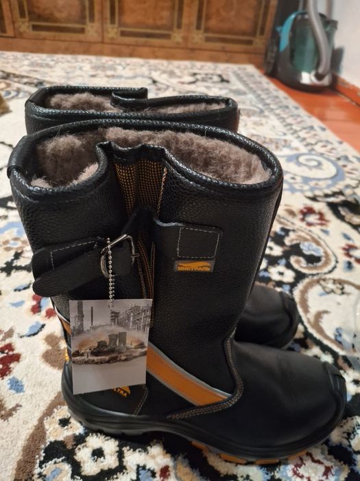 Спецодежда и обувь