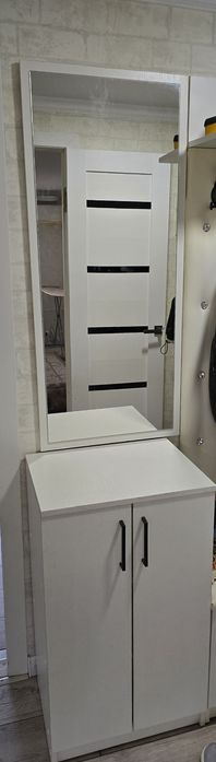 Продам комод с зеркалом. 45 000т.