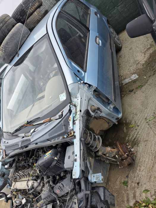 Trager usa oglinda haion cutie injector Hyundai Getz 1.5d Piese