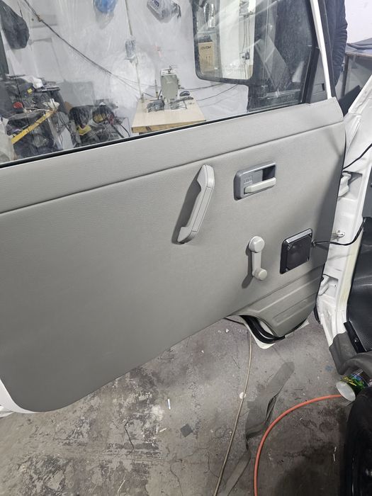 Перетяжка салона Damas