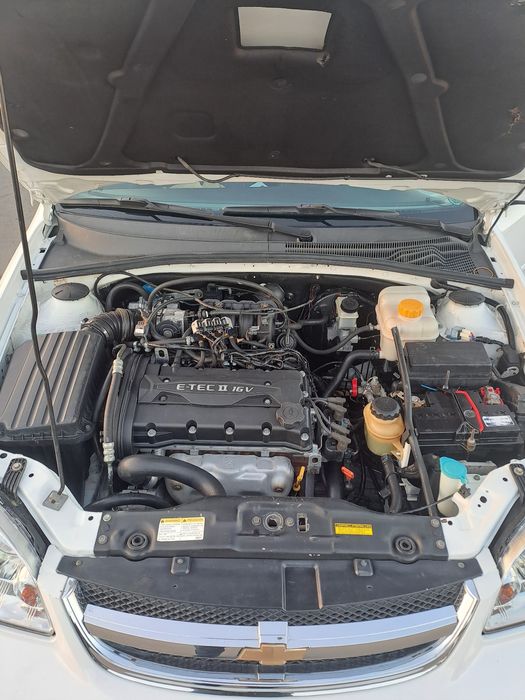 Ласетти 2013.   1.6 матор  пробег 174000 вариантам  бор!!!