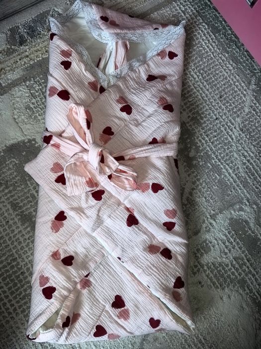 Продам конвертик на выписку