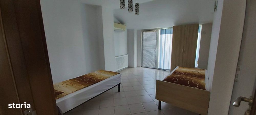 Cladire De Inchiriat - 33 Locuri - Piata Ovidiu - Ideal Echipa Muncito