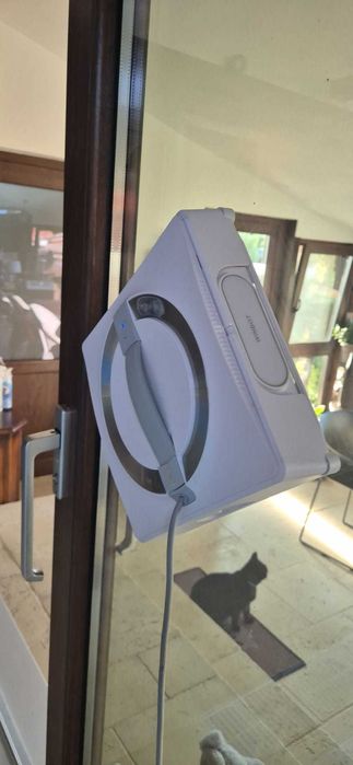 ECOVACS WINBOT W2 OMNI – robot inteligent pentru curatarea geamurilor