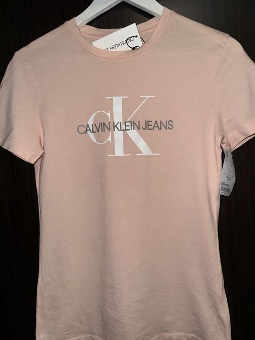 Нова тениска Calvin Klein jeans