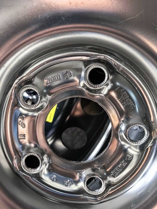 Резервна гума тип патерица MERCEDES GlE ML  GLS Sklas E klas