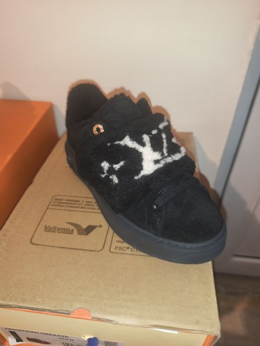 Кроссовки женские новые зимние Louis Vuitton