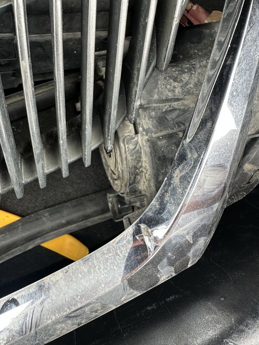 Продам решетку GS300