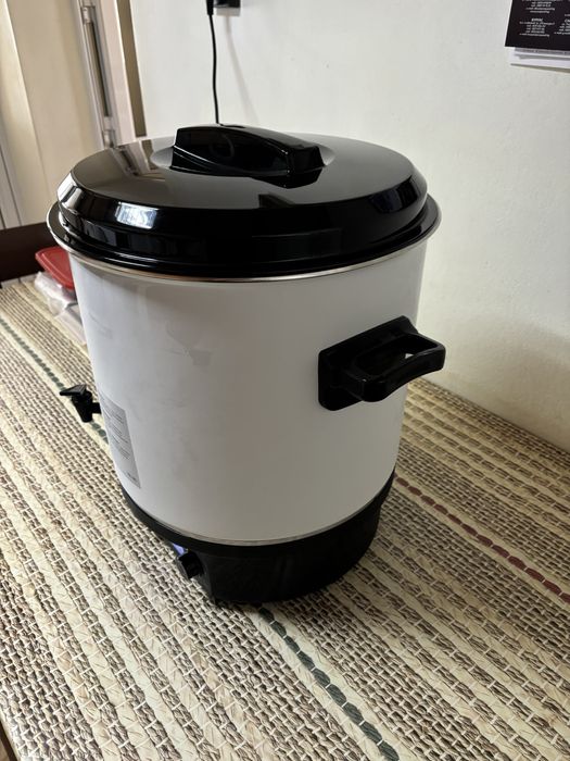 Тенджера за буркани (електрическа)