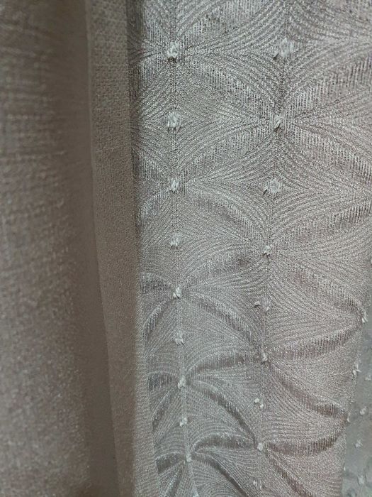 Завеси в бежов цвят 50 лева.