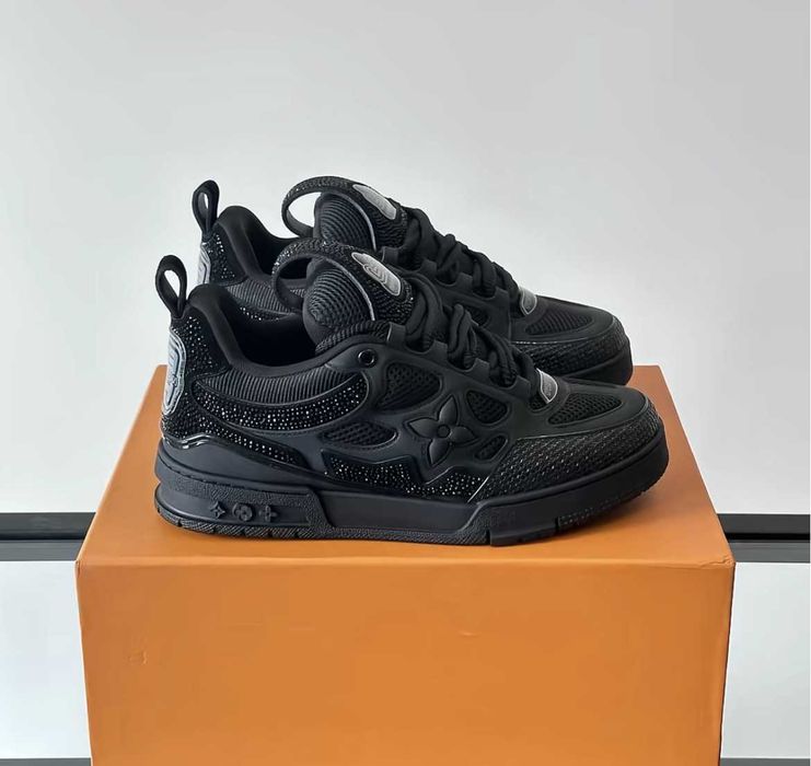 vand lv skate black. orice marime in stoc. CALITATE PREMIUM