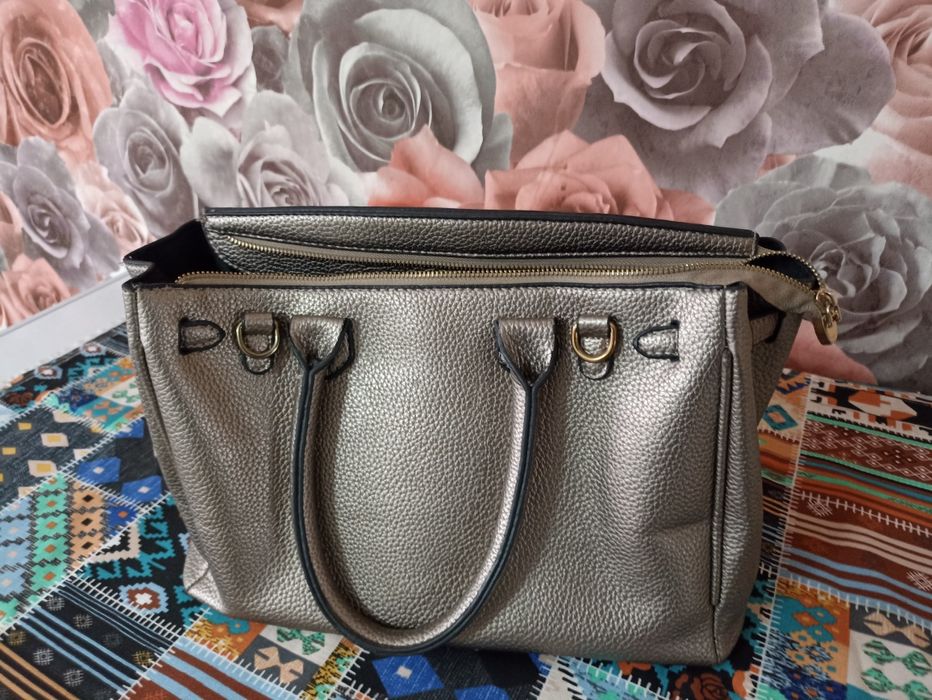 Продам женские сумки