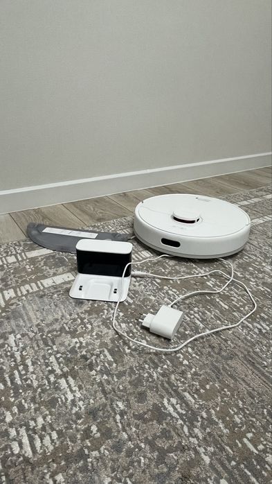 Робот пылесос dreame