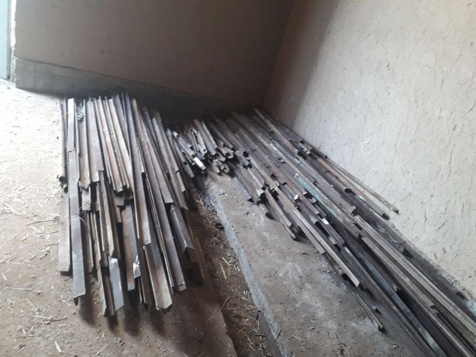 Rasiyskiy temir ugolnik sotiladi