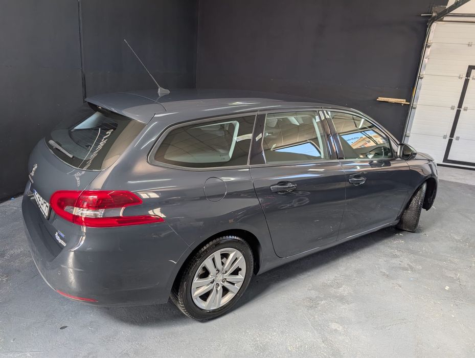 Peugeot 308 SW 1.6 BlueHDi 120 CP Automat – 11/2016 – 139.000 km
