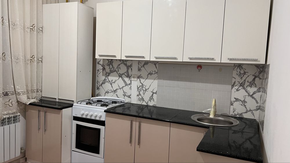 Продается кухонный гарнитур
