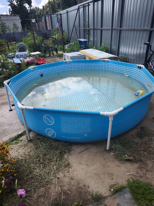 Продам бассейн сборный