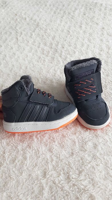 Ghete Adidas pentru copii mărimea 20