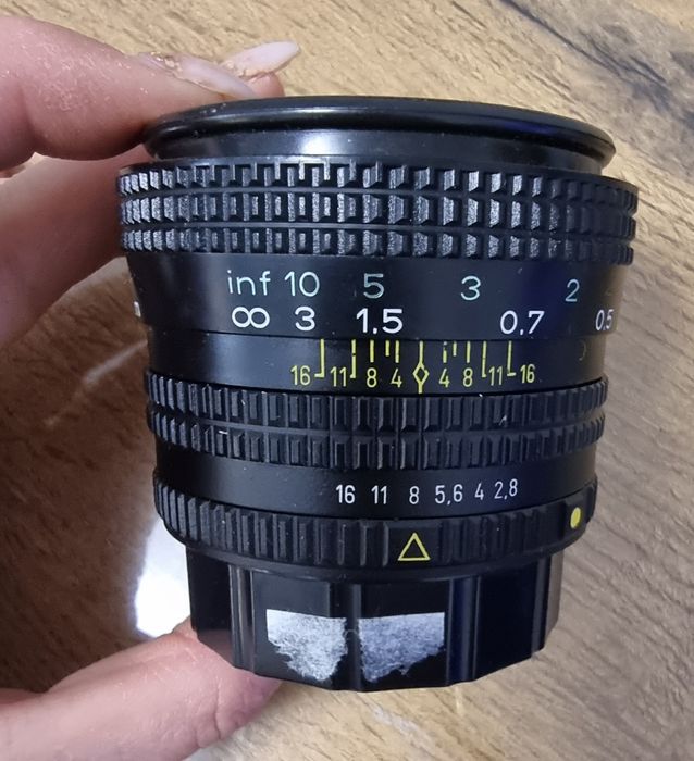 Обектив Macro-Revuenon 2,8-28mm