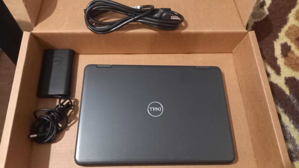 Лаптоп DELL 11.6''