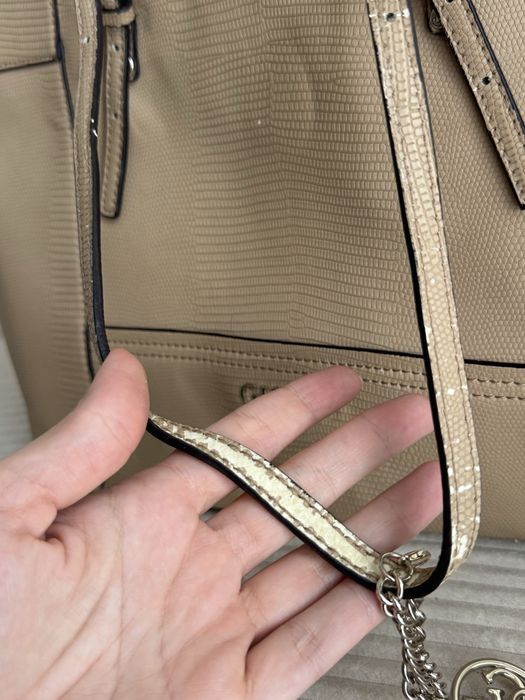 Guess чанта със забележки