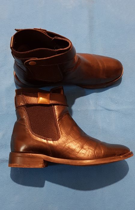 Ghete damă de piele