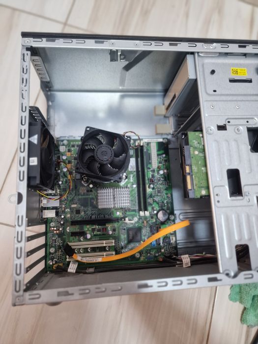 Pachet unitate pc monitor+tastatura+mouse