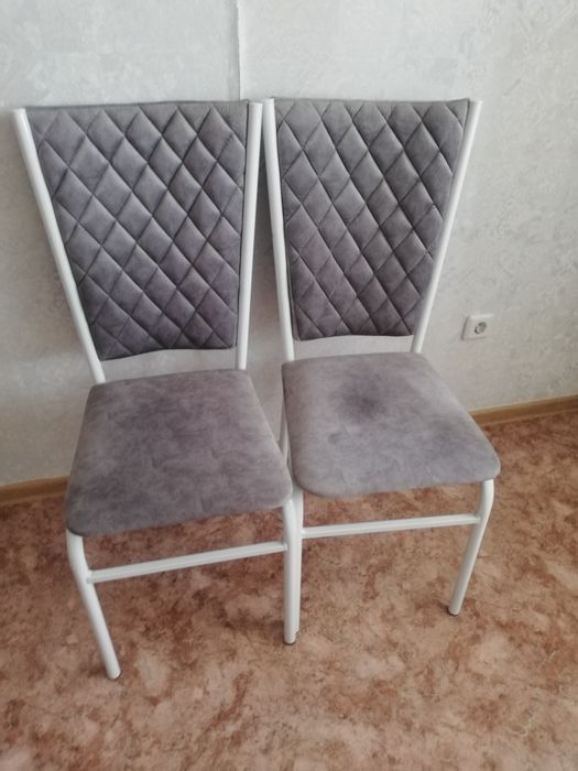 Срочно Продам стулья и пылесос