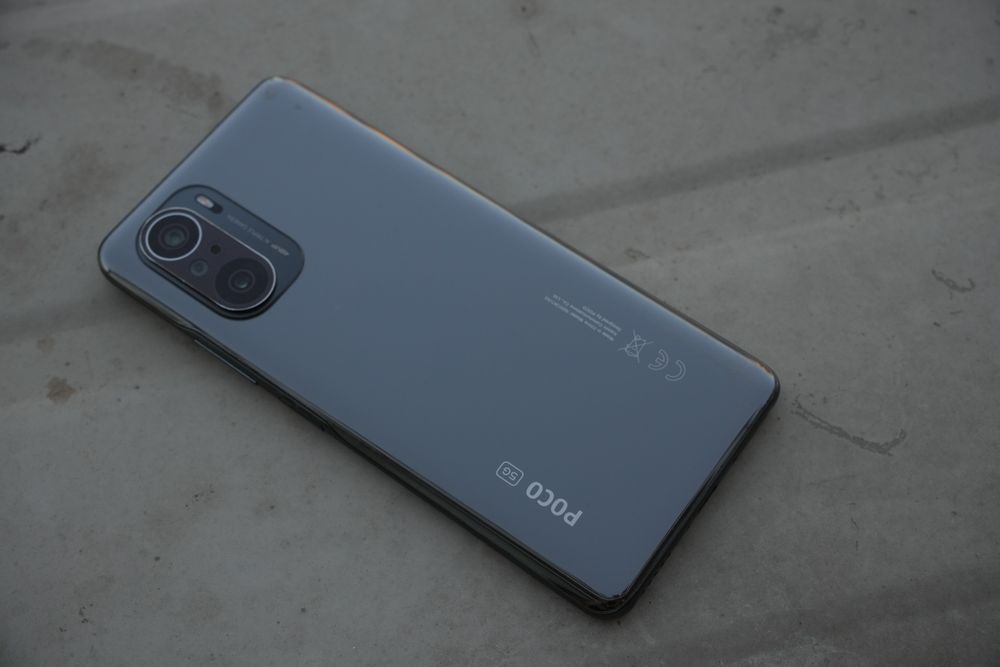 Poco f3 12/256gb