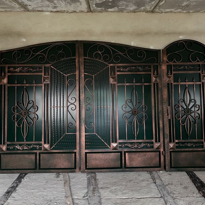 Продам кованые, прочные, роскошные ворота