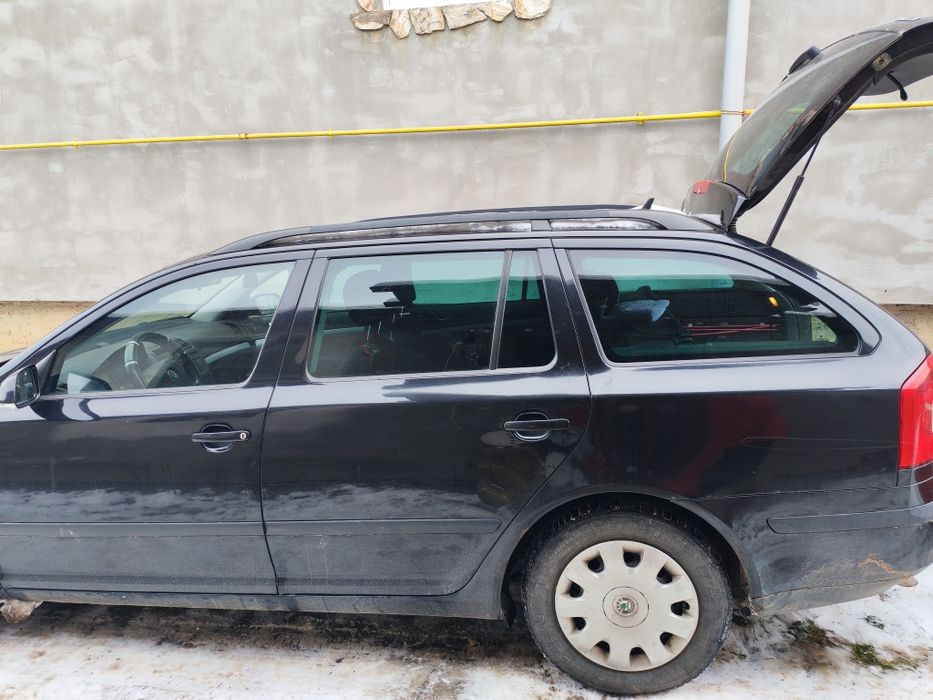 Vând Skoda Oktavia