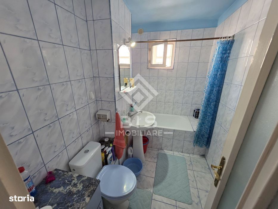 Apartament 3 camere decomandate Etaj 3