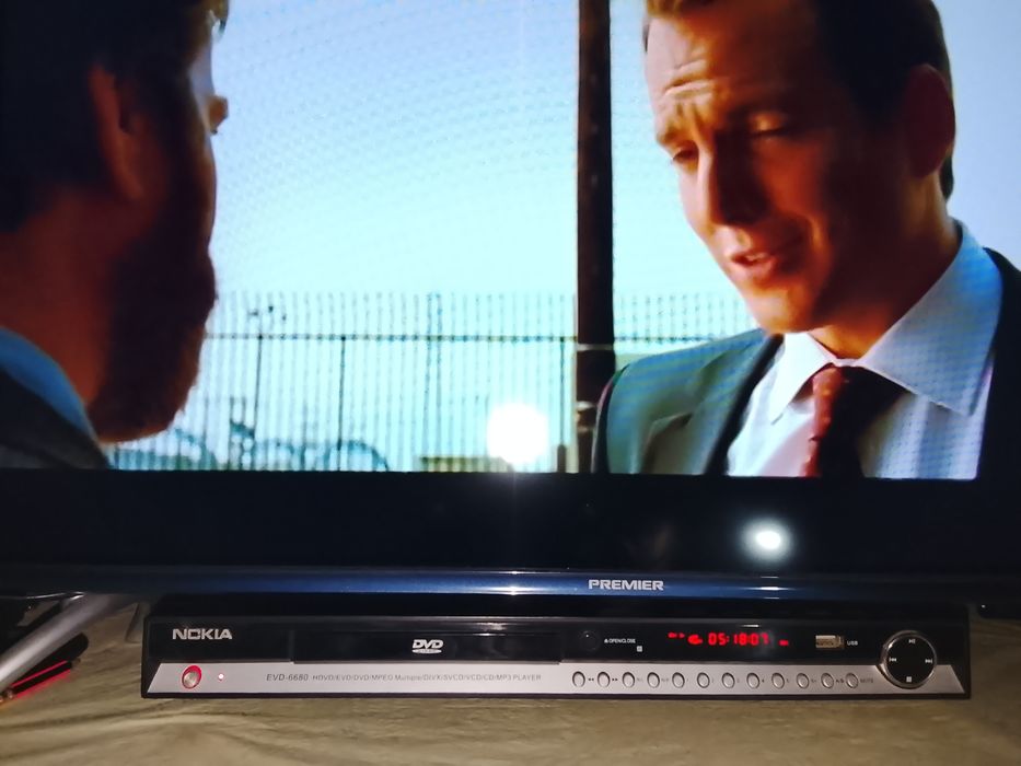 Dvd плейер LG DV382  и Nokla EVD 6680 читают все форрматы