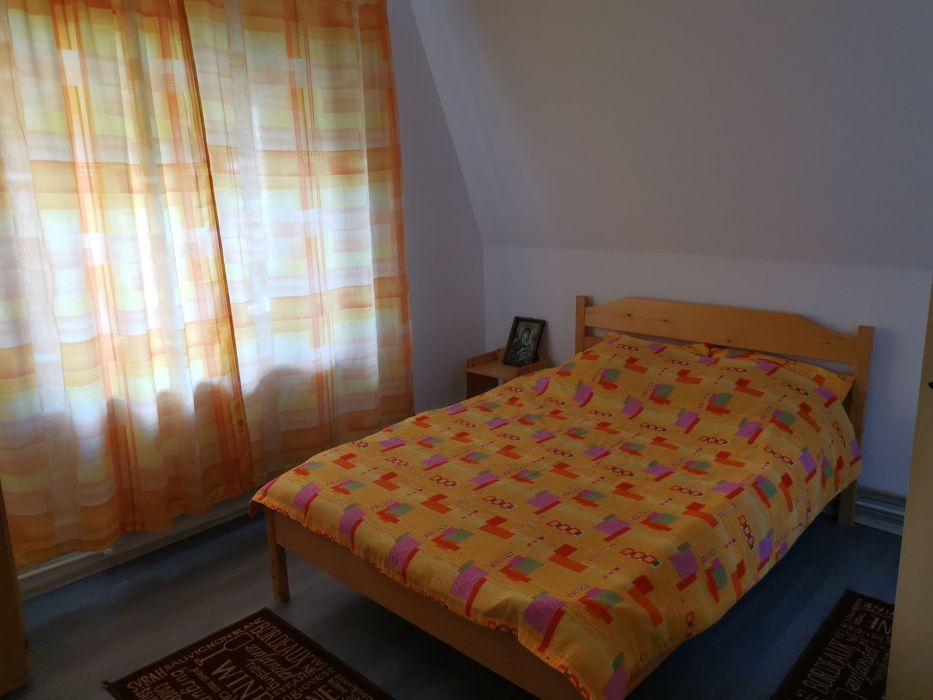 Vila 9 camere, Valea Lotrului, Sat Salistea - Bradisor, Comuna Malaia