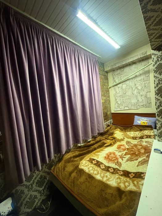 продается 1 комнатная квартира галерейка