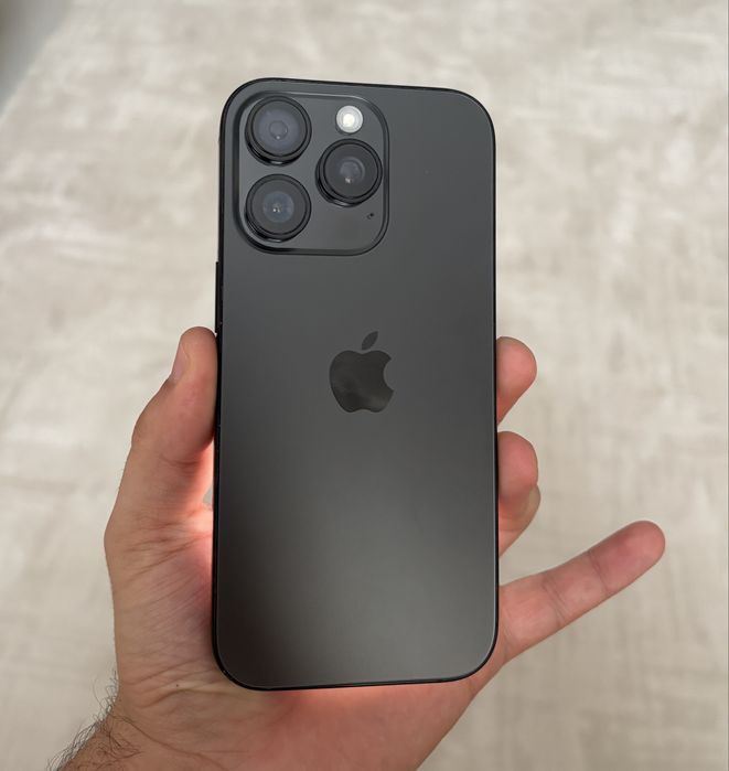 Vand iphone 16 pro 100%