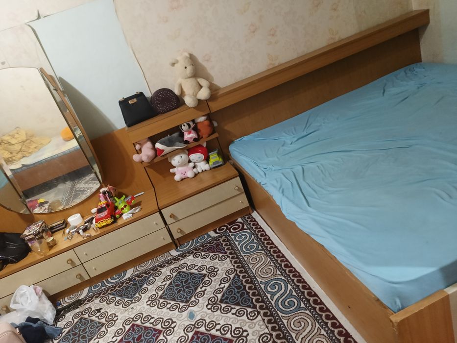 Спальный с тумбочкой