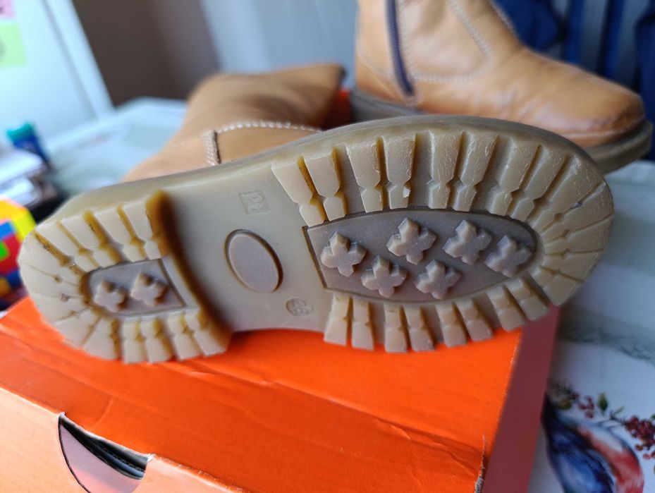 Перфектни детски ботуши от естествена кожа с агнешка вълна за хастар