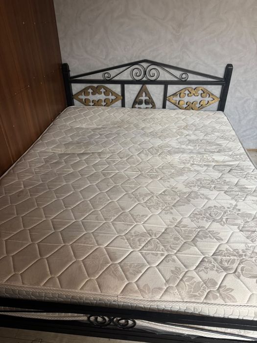 Кровать Ручной работы продам